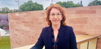 SPD-Landtagsfraktion: Femizide stärker in den Fokus rücken Susanne Müller am Landtag in Mainz Fotografin: Lana Horstmann